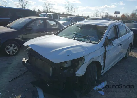 2018 Hyundai Sonata Sel z USA, uszkodzony, nr VIN 5NPE34AF8JH660850